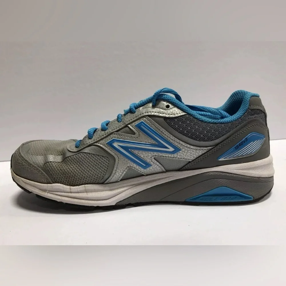 New Balance 1540v3 Womens Running Athletic Shoes Size 9.5 B